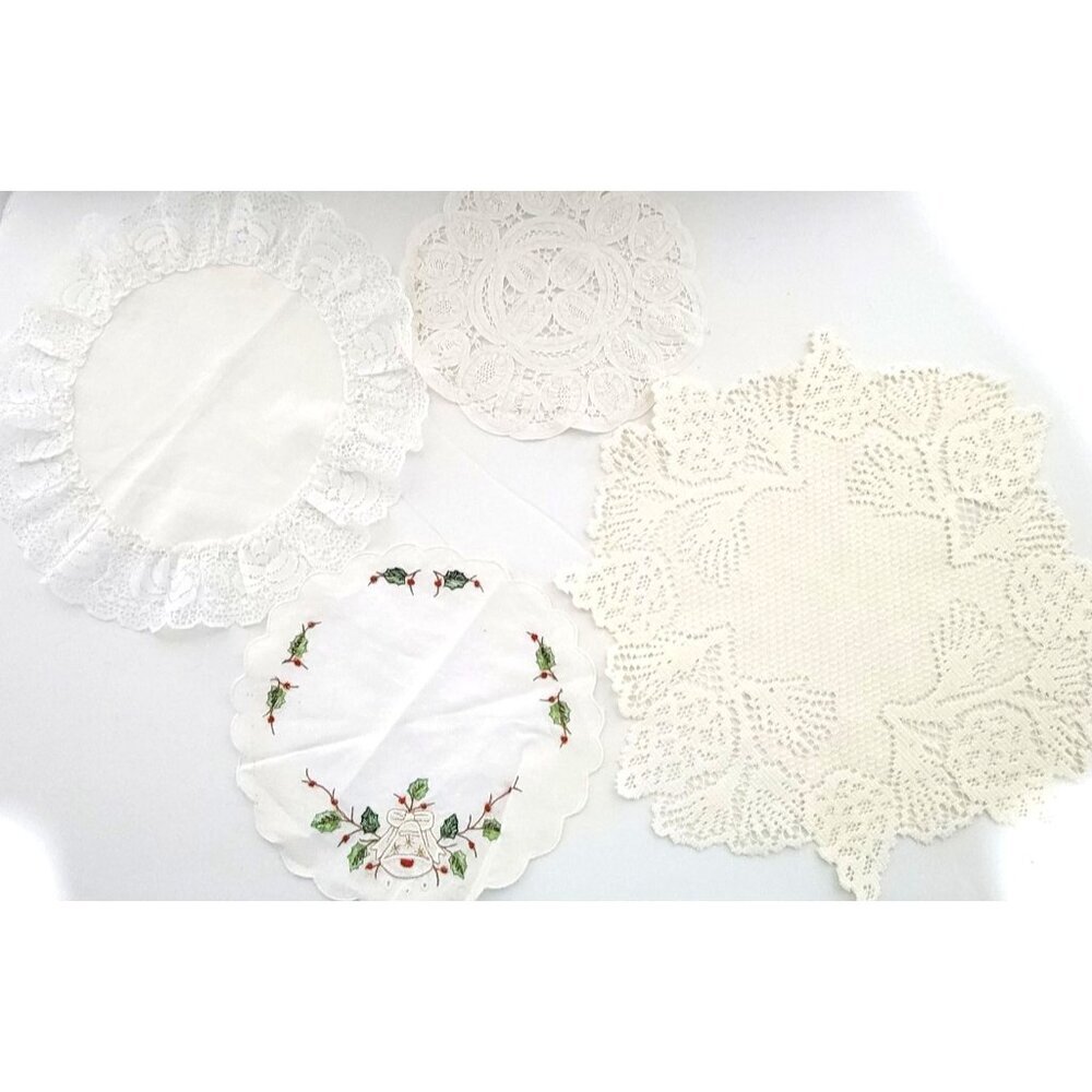 Vintage Doilies Lot of 4 Christmas Holiday Doilies 8.5" 9" 13" 14.5"